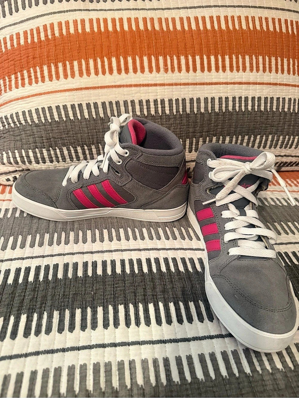 adidas Raleigh Mid K NEO High Top Sneakers Gray & Pink US 6 - Picture 2 of 5